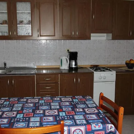 Ravlic 招待所 马林斯卡