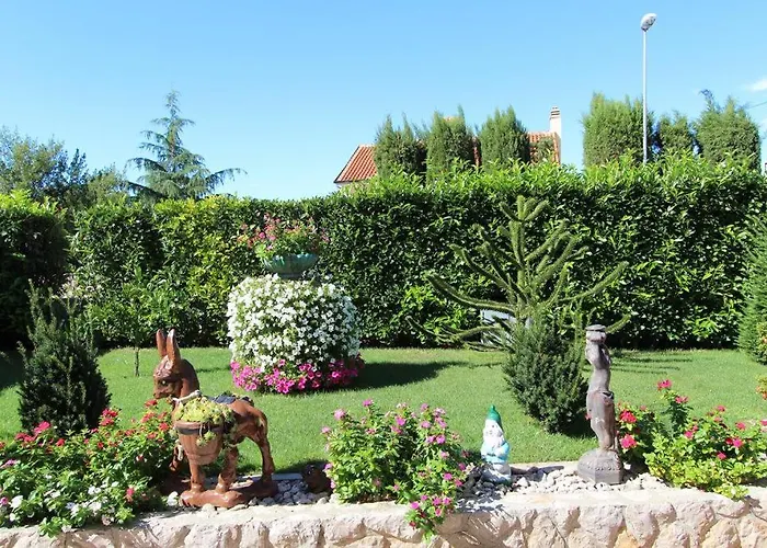 ゲストハウス Ravlic 3*