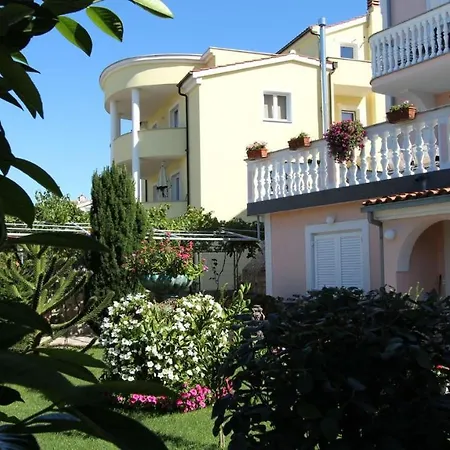 Ravlic Affittacamere 3*