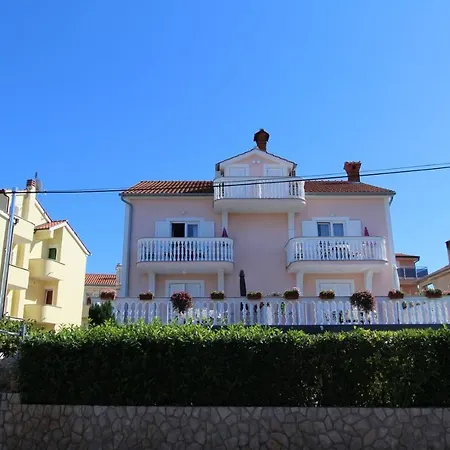Ravlic Pensión 3*